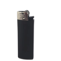 Briquet Clipper de l'usine Jiaxin, vente en gros, avec élégant allumeur plat, roue à silex espagnole jetable et corps en nylon rechargeable de couleur unie