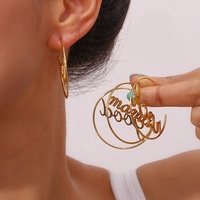 Dreamshow letra grabada declaración exagerada pendientes de moda PVD chapado en oro Acero inoxidable regalo del Día de la madre