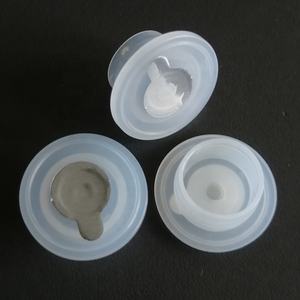 Kunststoff Tropfeinsatz Innenstopfen mit Loch für Flaschen - Product Image 6