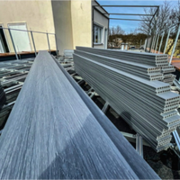 Extrudierte Holz-Verbundstoff-Terrassendielen Beschichtete Verbundstoff-Terrassendielen Verbundstoff-Terrassenbelag Exotische Pool-Terrassenfliesen
