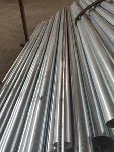 <span class=keywords><strong>Postes</strong></span> GI <span class=keywords><strong>para</strong></span> cercas 50mm 60mm Fabricante <span class=keywords><strong>de</strong></span> tubos galvanizados por inmersión en caliente - Product Image 4