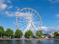 Fournisseur de Manèges de Grande Roue Géante pour Projets de Parcs d'Attractions Commerciaux Extérieurs de 50 M