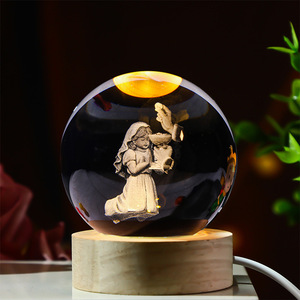 Boule <span class=keywords><strong>de</strong></span> cristal lumineuse 3D <span class=keywords><strong>de</strong></span> <span class=keywords><strong>l</strong></span>'Église catholique chrétienne, ange gardien priant, boule <span class=keywords><strong>de</strong></span> cristal lumineuse 3D avec lumière LED - Product Image 3