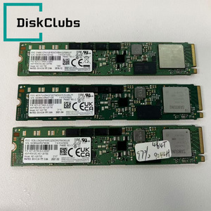 Disque SSD d'entreprise d'occasion Samsung PM983 1,92 To M.2 22110 NVMe PCIe 3.0 x4 MZ-1LB1T90 MZ1LB1T9HALS-00007 - Product Image 1