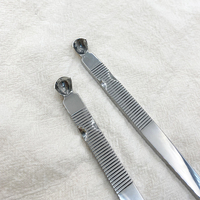 Pousse-cuticules et lime à ongles double usage personnalisés à tranchant aiguisé en acier inoxydable durable et réutilisable pour soins personnels et beauté