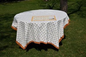 ผ้าปูโต๊ะพิมพ์ลายดอกไม้ผ้าฝ้ายพิมพ์ลายด้วยมือแบบใหม่ ขนาด 60x90 นิ้ว สินค้าขายส่ง ราคาขายส่ง - Product Image 2