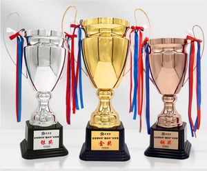 Trophée personnalisé de la coupe du monde de sports en résine et métal doré de taille réelle pour les remises de diplômes en salle de sport Pâques <span class=keywords><strong>Halloween</strong></span> Nouvel An - Product Image 1