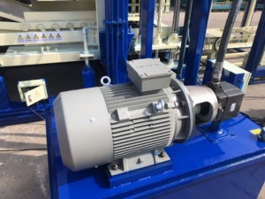 <span class=keywords><strong>QT10</strong></span>-<span class=keywords><strong>15</strong></span> tự động thủy lực Khối rỗng Máy bê tông lát khối máy làm trong Kenya - Product Image 4