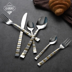 Bộ dao dĩa 36 món kiểu Ả Rập Trung Đông, chất liệu thép không gỉ 201, đánh bóng gương, tay cầm mạ vàng & khắc laser - Product Image 2