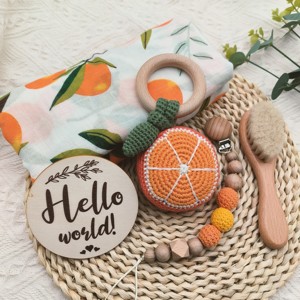 Nouveauté Crochet <span class=keywords><strong>fait</strong></span> à la <span class=keywords><strong>main</strong></span> Orange Fruit bébé anneau en bois hochet de dentition jouets <span class=keywords><strong>cadeau</strong></span> nouveau-né - Product Image 3