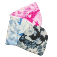 Nieuwe design tie-dye acryl vintage Y2K street beanie met 3D borduurwerk, geleidelijk veranderende gebreide ruitjes, strikjes en fruitmotief.
