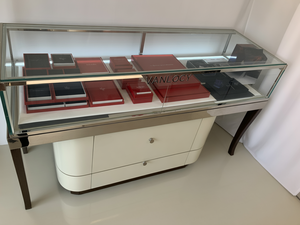 Exhibición de joyería de moda personalizada vitrina Mostrador de cristal con almacenamiento - Product Image 4