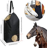 Sacs de balles de foin de mangeoire suspendus noirs pour le sac de mangeoire de foin de fond de maille de remorque de décrochage de chevaux