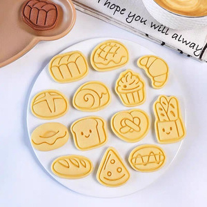 Ensemble de découpoirs à biscuits miniatures en forme de pain et de petits pains pour enfants, pour des créations culinaires délicieuses - Product Image 4