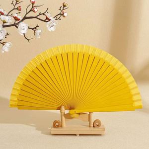 Éventails en bois de luxe faits sur mesure, peints à la main, éventail en bois espagnol pour fête, célébration, remise de diplôme - Product Image 1