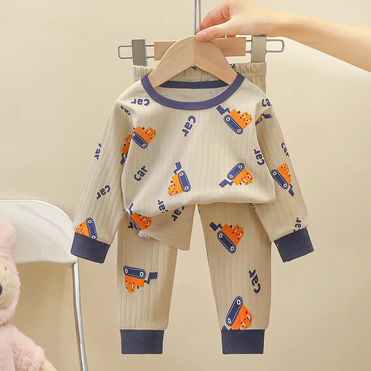 Wholesale of children's autumn new pure cotton long sleeved pajamas girls' warm home clothing sets