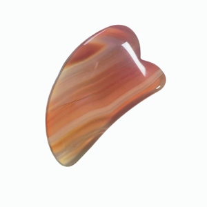 Outil de massage Gua Sha en agate rouge, pierre naturelle pour le visage - Product Image 5