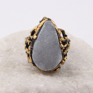 Anillo de Plata de Ley 925 Hecho a Mano con Piedra Preciosa, Cuarzo Druzy Gris en Forma de Lágrima, Chapado en Oro Negro, Piedra Natural Original Turca - Product Image 1