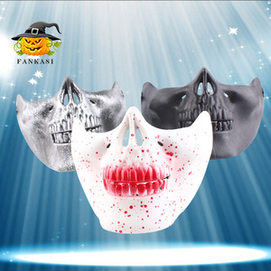 Máscara de media cara con diseño de calavera Fankasi, color negro, plateado, rojo y blanco, accesorios para fiestas de Halloween - Product Image 1