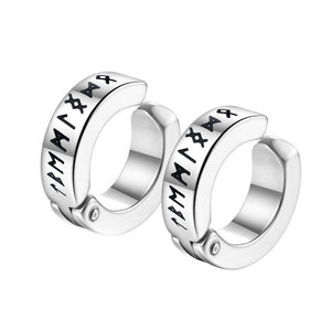 Pendientes de Aro Personalizados de Acero Inoxidable 316L, Elegantes, Impermeables, Estilo Occidental, para Hombre - Product Image 3