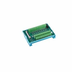 Filtro passa-basso/attenuatore di tensione Advantech PCI-1712 con guida terminale abbinata PCLD-8712-AE - Product Image 3