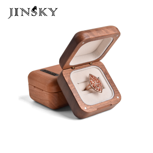Plateau de présentation de bijoux en bois, boîte de rangement pour bagues avec doublure en microfibre, organisateur de bijoux pour la maison - Product Image 5
