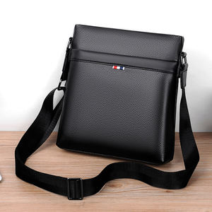 Borsa da <span class=keywords><strong>uomo</strong></span> in pelle di nuovo stile borsa a tracolla casual in pelle con una spalla borsa piccola in pelle morbida multi-tasca di alta qualità - Product Image 2