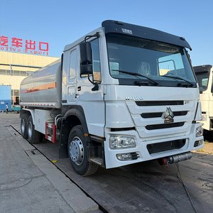 Camion citerne diesel d'occasion <span class=keywords><strong>Haworth</strong></span> 6x4 modèle 351-450 ch avec capacité de charge de 21-30 tonnes et volume de réservoir de 15001-30000 L à vendre - Product Image 1