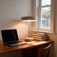 Lampe de bureau sans fil de style européen, lumière chaude moderne, lampe de sommeil, protection des yeux, lampe de table adaptée à l'étude, à la chambre à coucher, au salon