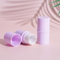 Vente en gros de tubes de baume à lèvres vides en plastique avec logo personnalisé 6g emballage cosmétique bâton de baume à