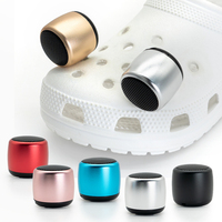 Mini haut-parleur Bluetooth sans fil tendance avec breloques à boucle pour la décoration de chaussures sabots, idéal pour les pique-niques, les promenades et les journées à la plage