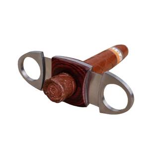 ที่ตัดซิการ์แบบพกพา รุ่นคลาสสิก ใบมีดคู่ โลหะคุณภาพสูง ทนทาน เป็นมิตรกับสิ่งแวดล้อม ของขวัญสั่งทำได้  สินค้ามาใหม่ จำนวนมาก - Product Image 4