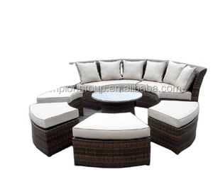 Ensemble de 7 pièces de mobilier d'<span class=keywords><strong>extérieur</strong></span> en osier résistant aux intempéries avec <span class=keywords><strong>housse</strong></span> de protection gratuite <span class=keywords><strong>pour</strong></span> salon, école, hôtel - Product Image 2
