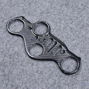 Cubierta Superior de Fibra de Carbono para la Triple Abrazadera de Yamaha YZF-R1 2020-2025 - Product Image 4