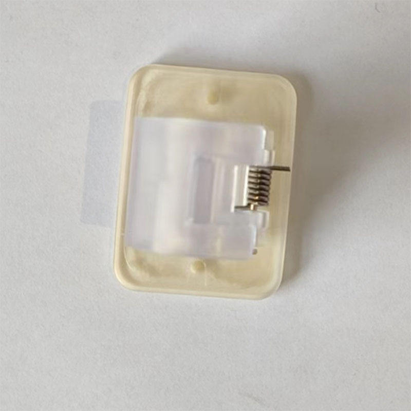 Petits clips transparents - pièces individuelles - vendus en vrac