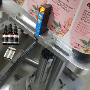 Etiqueteuse automatique pour bouteilles carrées double face avec hauteur réglable, écran tactile haute précision, machine d'étiquetage pour bouteilles plates - Product Image 5