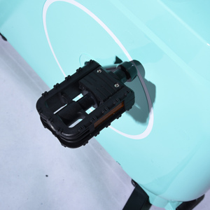 Vélo de spinning magnétique de gros pour la mode, avec table intégrée, vélo de spinning d'intérieur pour femmes, vélo de spinning pour la perte de poids - Product Image 4
