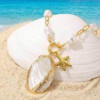 Collier Pendentif Étoile de Mer en Acier Inoxydable Plaqué Or 18 carats avec Perle et Coquille d'Ormeau Style Océan pour Femme