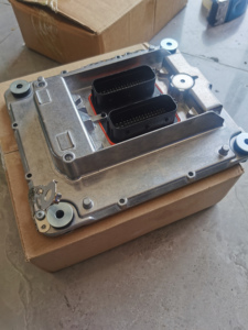 Contrôleur de moteur ECU Volvo 60100000 ECU ECM pour excavatrice 10R.03 3400 E11 03 3400 - Product Image 2