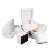 Boîte à bijoux en bois blanc brillant de luxe pour ensemble de bijoux (bague, pendentif, bracelet), personnalisable, pour cadeau