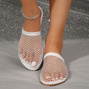 Dép đi biển đế bằng pha lê nước kiểu mới mùa hè Qf1 dành cho nữ, có size lớn và thiết kế mũi kín - Product Image 3