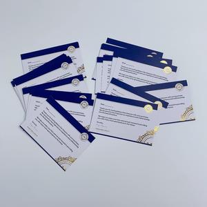 Tarjetas de Agradecimiento Azul Marino con Cresta en Dorado - Tarjetas de Felicitación de Lujo para Joyería y Marcas de Lujo - Product Image 3