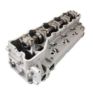 Culasse de moteur OEM HongWang 4M40 4M40T ME193804 ME202621 pour pièces de moteur d'excavatrice sur chenilles - Product Image 1