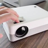 Mini projecteur domestique F18 Full HD 720P sans fil avec BT 5G double bande, fonctionnalités vocales AI et Wi-Fi