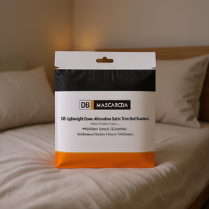 Couverture de lit légère DB MASCARDA en duvet alternatif, bordure en satin, rectangulaire, polyester, toutes saisons, style minimaliste - Product Image 2