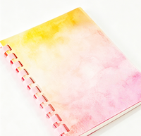 Cahiers personnalisables à spirale avec des motifs colorés en aquarelle pour étudiants