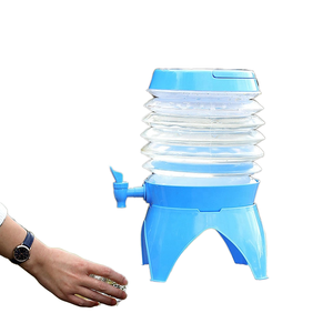 Dispensador de bebidas plegable portátil de fábrica, botellas de jugo de bebidas de plástico plegables, tipo de prensado de flujo de agua para viajes - Product Image 3