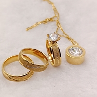 Alliances pour conjoints plaqué or Afrique du Sud Cz Bague de fiançailles en diamant Pendentif Amour Mariage Ensembles de mariée Bague de promesse pour couples
