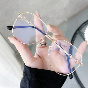 Gafas con montura de Metal a <span class=keywords><strong>la</strong></span> moda para mujer, gafas ovaladas ópticas para bloquear <span class=keywords><strong>la</strong></span> <span class=keywords><strong>miopía</strong></span>, con características de lectura de luz antiazul, 2025 - Product Image 2