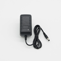 Chargeur de batterie au lithium 12,6 V 1 A, adaptateur CC haute efficacité à brancher, blanc/noir, personnalisé, chargeur de batterie 13 W